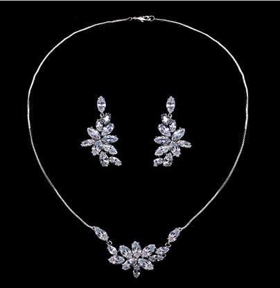 Set Borealy Crystals Colier si Cercei Delice Luxury - Copie - Copie [2]