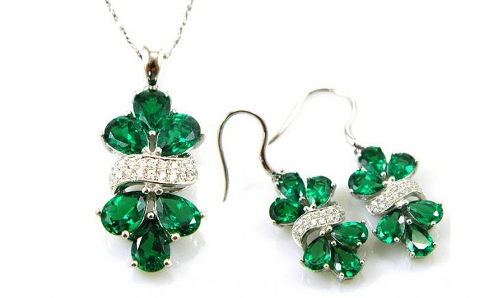 Cercei şi medalion Glamour Emerald by Borealy [1]