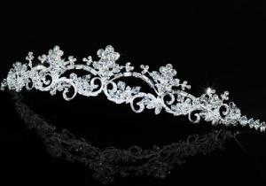 Tiara Borealy Elegant White Floral [3]