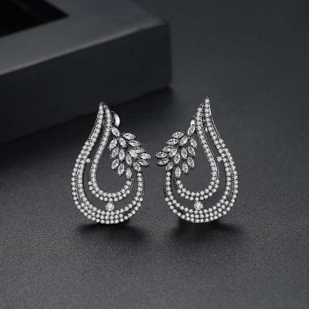 Cercei Borealy Black Elegant Vintage Lady [0]