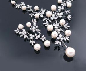 Pearls Garden Set Cercei Si Colier [5]