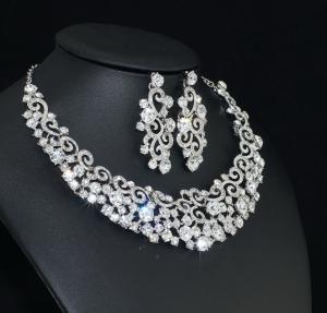 Bijuterii Mireasa Sophisticate Set Colier si Cercei [4]