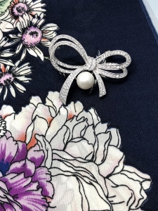 Brosa Funda Coco by Borealy & Esarfa Flowers by Borealy [4]