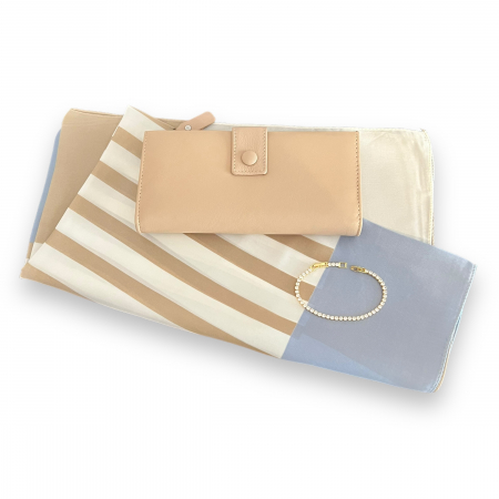 Cadou Elegance Portofel Piele Naturala, Esarfa Matase & Bratara Tennis Gold [1]