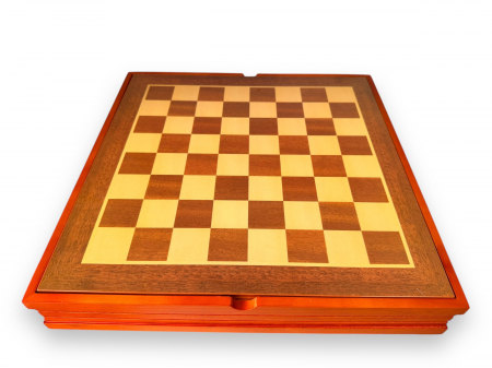 Luxury Chess Game, cu piese lucrate manual, in forma de soldati din armata lui Napoleon [15]