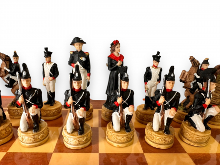 Luxury Chess Game, cu piese lucrate manual, in forma de soldati din armata lui Napoleon [3]