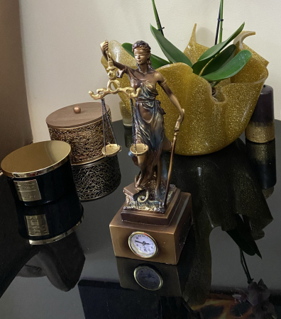 Cadou statuetă "Timpul Justiţiei" - 33 cm inaltime + CEAS [2]