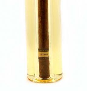 Cadou Havana Club Bottle & Cigar - Sticla Lucrata Manual [3]