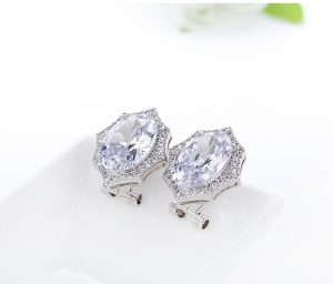 Cercei Borealy Round Diamonds [2]