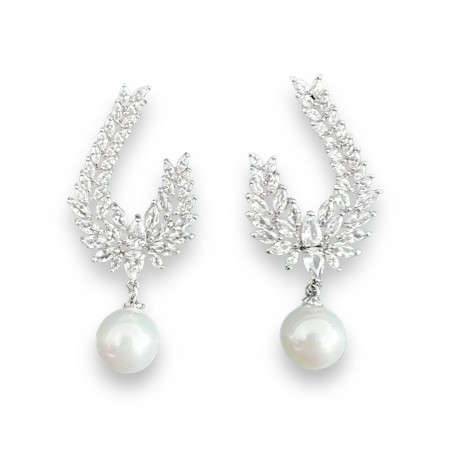 Cercei Drop Flower Simulated Diamond [1]