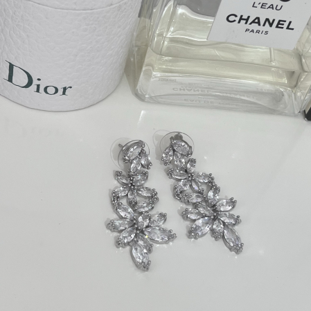 Cercei Iris Flower Bride [1]