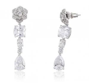 Cercei Borealy Long Wild Roses Cushion Crystal [1]