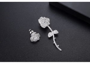 Cercei Borealy Wild Rose [1]