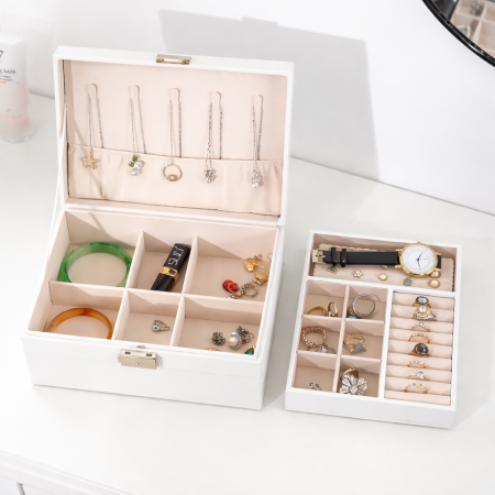 Destinatari Cadouri - Cutie bijuterii piele Lady & Cercei One Diamonds