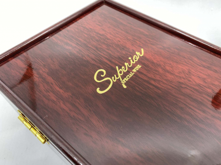 Cutie Vin Superior Special Wine cu 3 Accesorii & Vin Bordeaux Rosu Sec 0.75 l [3]