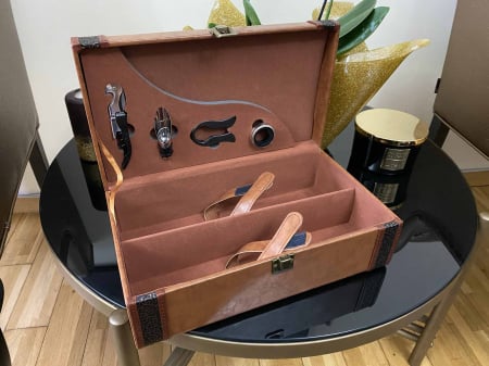 Cutie Vin Dubla Piele Maro cu 4 Accesorii + Vin Bordeaux + Vin Chianti [3]