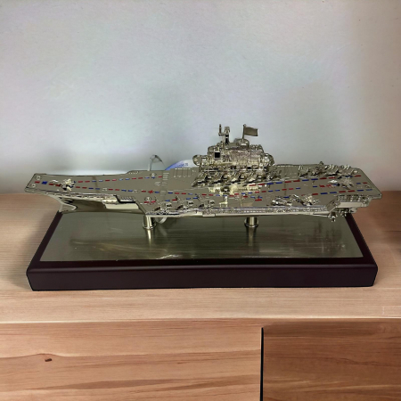 Decoraţiune Navă Portavion XXL - 30 CM Desk [4]