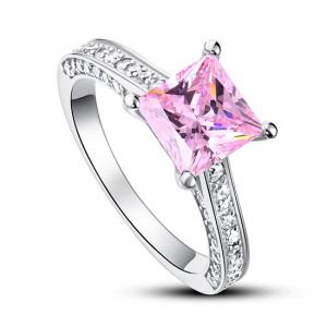 Inel Borealy Argint 925 Simulated Diamond 1.5 Carat Princess Cut Fancy Pink Mărimea 6 [0]