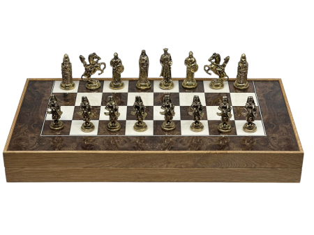 Cadouri pentru Nasi - Joc de Șah și Table – Set Deluxe cu Piese din Metal Auriu/Argintiu Sculptate Manual