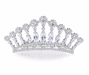 Tiare Mireasa - Mini Tiara Diamonds Flowers by Borealy