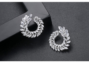 Olive Branch Leaf Marquise Cut Diamonds Cercei by Borealy [4]