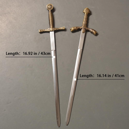 Blazon Decorativ Medieval cu Două Săbii și Scut [2]