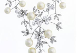 Pearls Garden Set Cercei Si Colier [2]