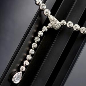 Luxury Hypnotic Set Medalion, Cercei, Brăţară [4]