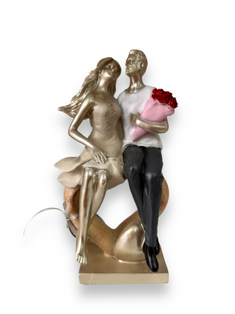 Cadouri Constantin si Elena - Statueta Cuplu In love and Roses