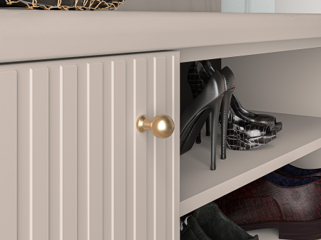 Pantofar/dulap pantofi hol, 1 usa si raft ,bej crem casmir, pal+mdf casmir , 102x 55x34 cm, usa mdf cu model riflaj, picioare negre, butoni auriu, Bortis [3]