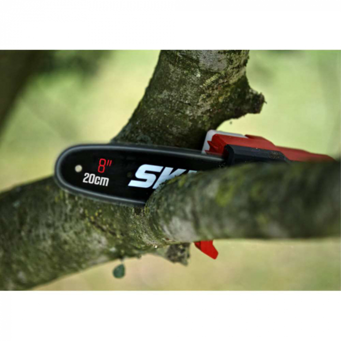 Ferastrau cu extensie SKIL 0650 CA, lungime lant 20 cm, lungime totala 3 m, fara acumulator si incarcator [4]