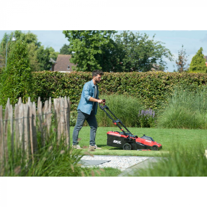 Masina de tuns iarba, SKIL 0140 BA, 43cm, Brushless, cu acumulatori si incarcator [12]
