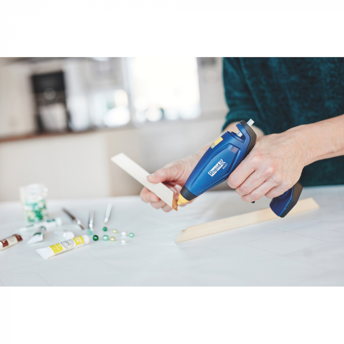 Rapid 5001401, Pistol de lipit cu acumulator GlueGun Rapid BGX7, albastru, debit 150g/h, 170°C, functional cu batoane de 7 mm [6]