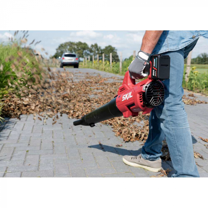 SKIL 0330 CA, suflanta gradina, 680mc/h, 160km/h, doar corpul [4]