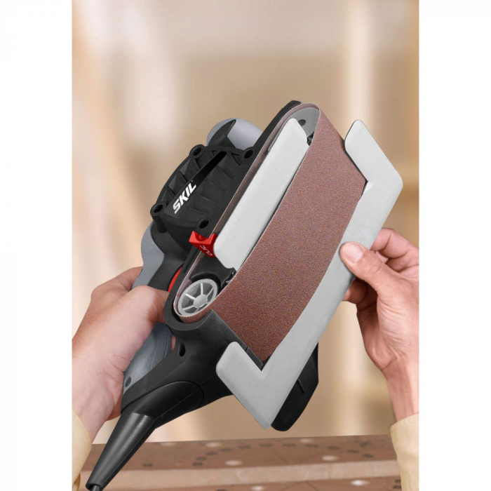 SKIL 1215 AA Slefuitor cu banda, 650W; 76x457mm; 300m/min [14]