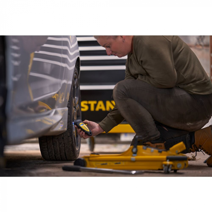 Stanley STHT80874-0, manometru digital presiune anvelope, precizie 0.01, maner ergonomic, psi, bar, kgfcm2 sau kpa, 3-150 PSI, 0.2-10.3 Bar [14]
