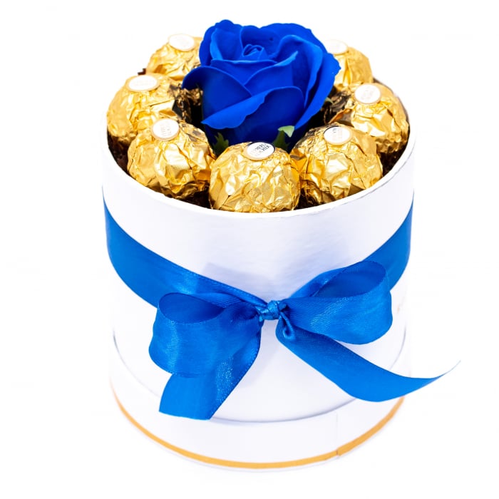 Aranjament Floral Blue Ferrero Rose, 15cm [1]