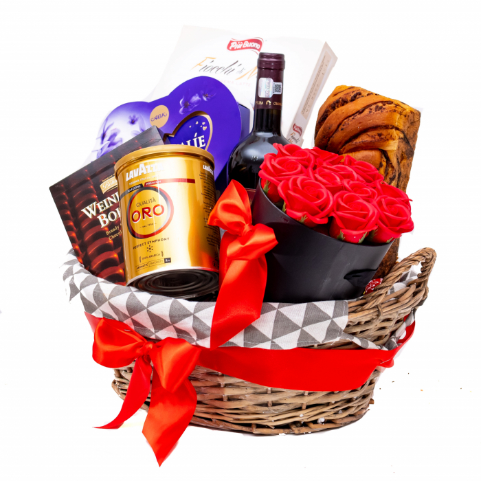 Cos Cadou Multi Produse + Aranjament Floral [2]