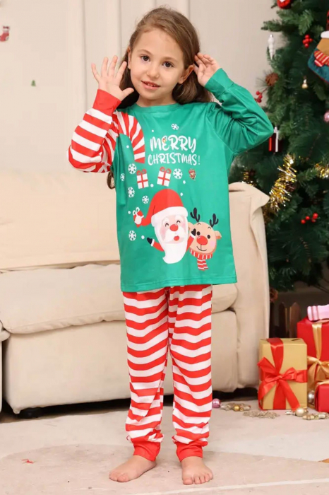 SET 4 Pijamale de Craciun, Family, Verde cu Rosu si Alb, cu Motive de Sarbatoare [9]