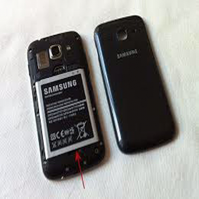 Capac cu mijloc si rama pentru Samsung Galaxy Ace 3 4G S7275 folosit [1]