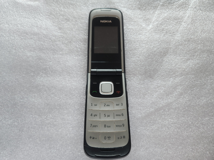 Carcasa pentru Nokia 2720 completa folosita [1]