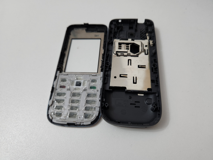 Carcasa pentru Nokia C2-01 neagra - Noua, Completa si de Inalta Calitate [2]