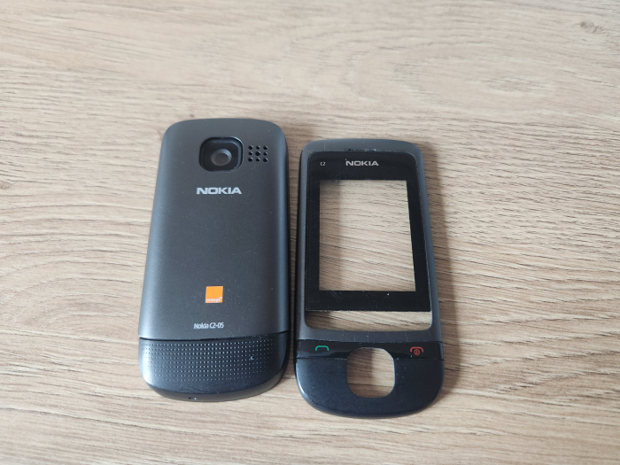 Carcasa pentru Nokia C2-05 neagra - folosita , Completa si originala [1]