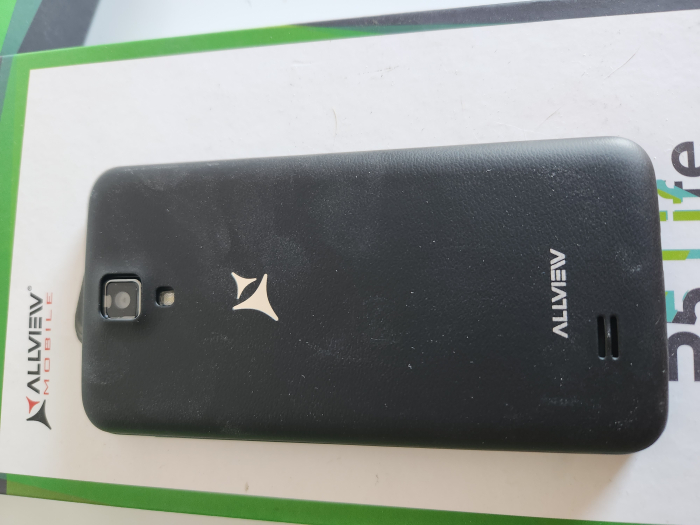 Telefon Allview P5 Lite  impecabil cu ecran de 4.5 inch si 4G [2]