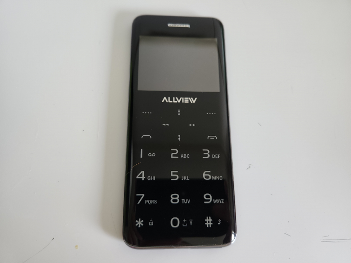 Telefon mobil Allview S8 style folosit cu taste mari [1]