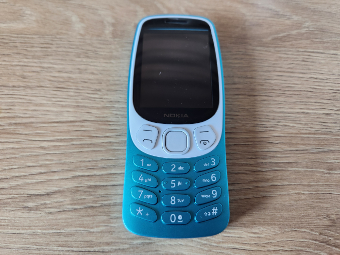 Telefon Mobil Nokia 3210 Dual SIM TA-1618 – Albastru, Ca Nou [1]