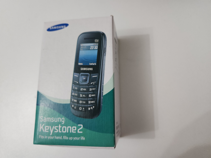 Telefon mobil Samsung E1205 negru nou [1]