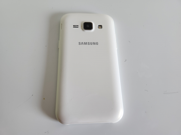 Telefon mobil Samsung Galaxy J1 J100h folosit [3]