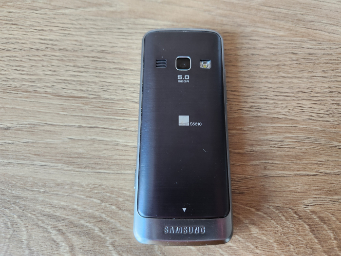 Telefon mobil Samsung S5610 argintiu metalic folosit [2]
