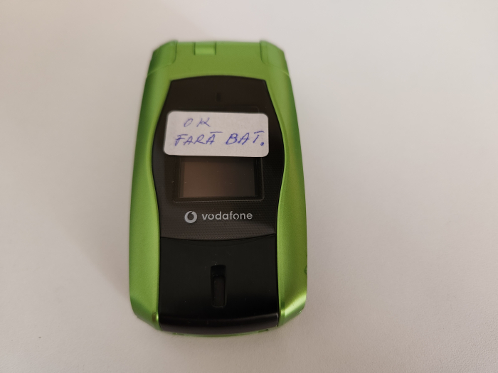 Telefon mobil Vodafone Mitsubishi V401D folosit [1]